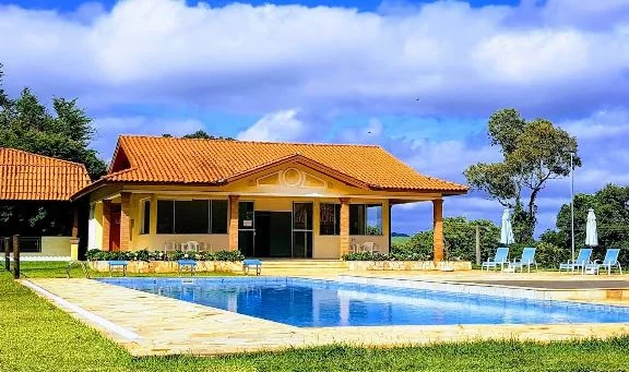 Hotel Refúgio do Saci em Atibaia